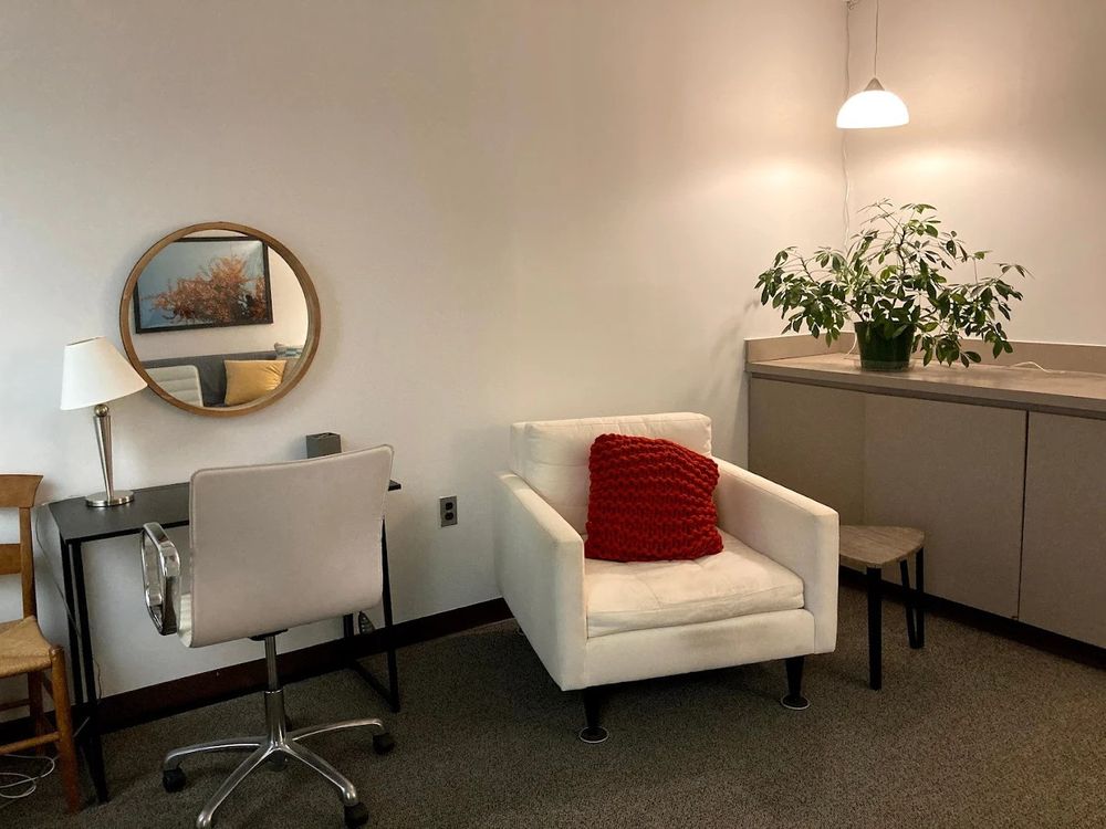 Everbe Therapy - grief counselor in Arlington, VA