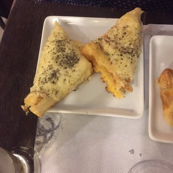 Empanadas Caminito - Cheese sandwich - Tapas/Small Plates Near Me - São Paulo, SP