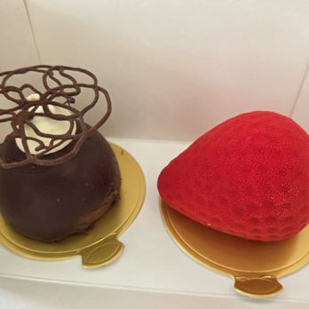 Ben Wong’s Tea - Hazelnut and strawberry mousse - Coffee & Tea Near Me - Richmond, Virginia