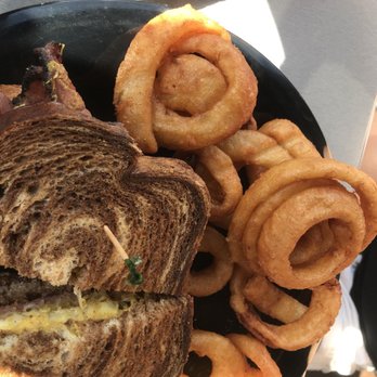 Midtown Caboose - New American Near Me - Tallahassee, Florida