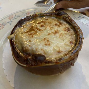 Le Petit Restaurant - French Onion Soup - French Near Me - Sherman Oaks, California Le Petit Restaurant - French Onion Soup - French Near Me - Sherman Oaks, California