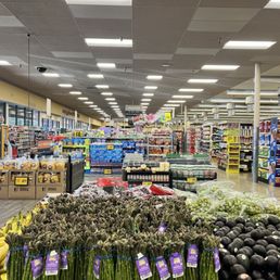 a grocery store filled with fresh produce