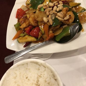 Sweet Mango - Kung pao prawns - Burmese Near Me - San Jose, California Sweet Mango - Kung pao prawns - Burmese Near Me - San Jose, California