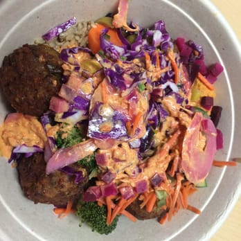 mezeh - The bowl is like 70% empty.. And this is $10? WOW... - Mediterranean Near Me - Gaithersburg, Maryland mezeh - The bowl is like 70% empty.. And this is $10? WOW... - Mediterranean Near Me - Gaithersburg, Maryland