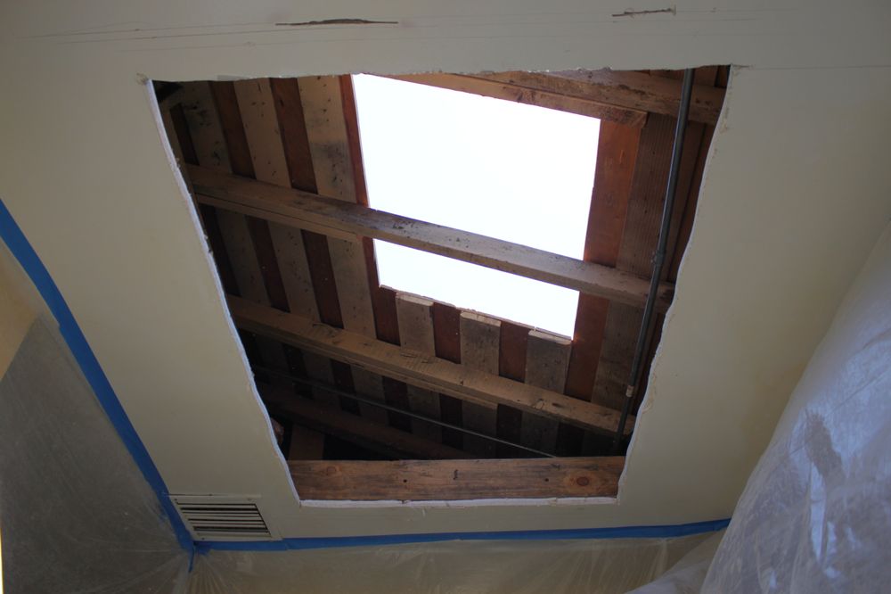 Slide of Van Zandt Roofing and Skylights