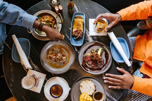 Otium Grill & Greens by null