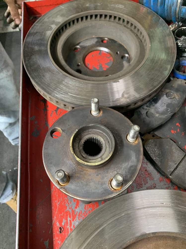 ZOOM AUTO TRANSMISSION CENTER Updated June 2024 54 Photos & 48