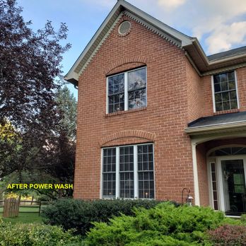 Mobile Works Wash - Front of the house after power wash. - Pressure Washers Near Me - Chambersburg, Pennsylvania Mobile Works Wash - Front of the house after power wash. - Pressure Washers Near Me - Chambersburg, Pennsylvania