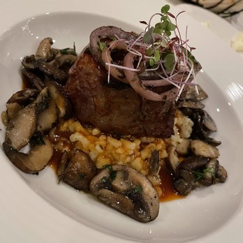 Bijou Garden Cafe - Filet mignon - Wine Bars Near Me - Sarasota, Florida Bijou Garden Cafe - Filet mignon - Wine Bars Near Me - Sarasota, Florida
