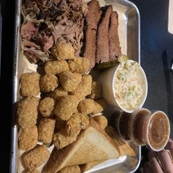 The Oink Joint Newnan - Two meat combo w/ pulled pork and brisket