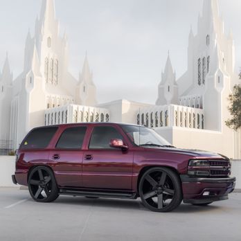 Ronnie's Electronics - Chevy Tahoe lowered and sitting nicely on 26" dub ballers also finished in a custom gloss black - Car Stereo Installation Near Me - National City, California Ronnie's Electronics - Chevy Tahoe lowered and sitting nicely on 26" dub ballers also finished in a custom gloss black - Car Stereo Installation Near Me - National City, California