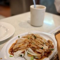 Delicious Food Corner - Monterey Park - Steamed rice noodle rolls