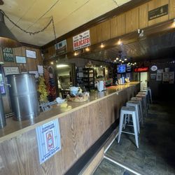 Skinny's Tavern - Bar