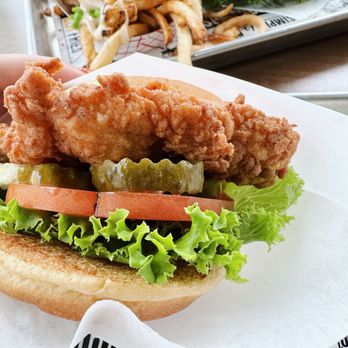 Super Chix - deluxe (filet w/ pickles, garlic aioli, lettuce & tomato) - Sandwiches Near Me - Williamsburg, Virginia