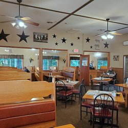Goode's Family  Restaurant - Interior