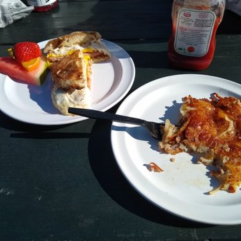 Belle's - Cafes Near Me - Newport, Rhode Island