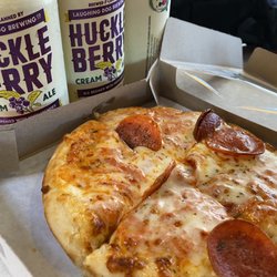 Heidi's Snack Shop & Espresso Stand - Six pack of huckleberry cream ale and 7" pepperoni pizza