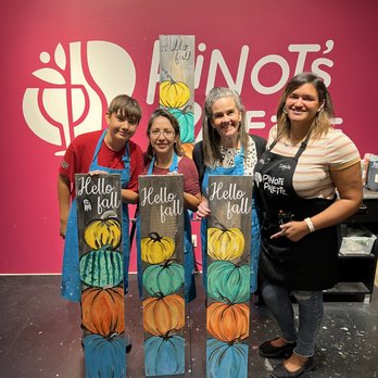 Pinot's Palette - Paint & Sip Near Me - Temecula, California