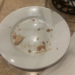 A J Tomaiolos Restaurant - Crumbs