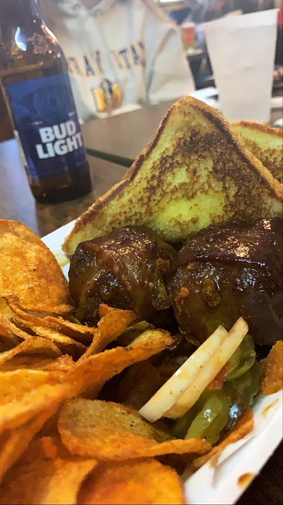 LEROY’S TAVERN 2659 Mt Vernon Ave, Evansville, Indiana Bars