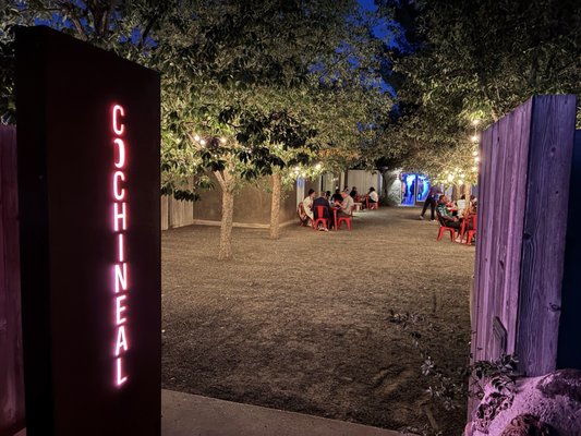 Restaurant Cochineal by null