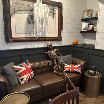 The Pig & Whistle - Pubs Near Me - Cocoa Beach, Florida