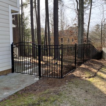 Rincon Fencing - Old wood fence to a new aluminum fence - Fences & Gates Near Me Rincon Fencing - Old wood fence to a new aluminum fence - Fences & Gates Near Me