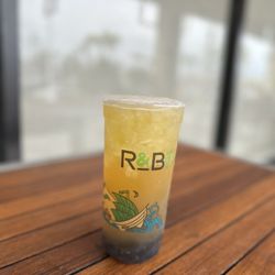 R&B Tea - Passion Fruit Green Tea with boba