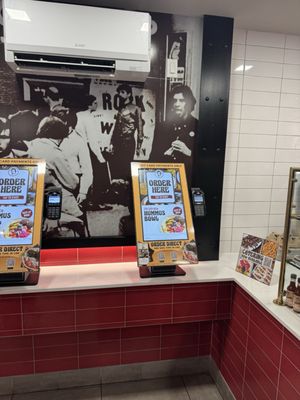 Mamoun's Falafel by null