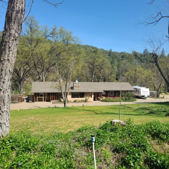 QUEEN’S INN BY THE RIVER - Updated February 2026 - 111 Photos & 93 ...