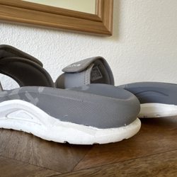 The Good Feet Store - Velous Hoya