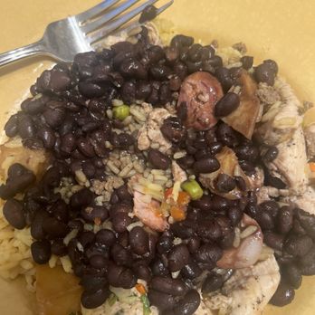 Warren Barbecue - This is my dish of chicken Picadinho I topped with fresh black beans - Portuguese Near Me - Warren, New Jersey