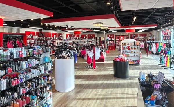 Adam & Eve Stores, 2116 Maple Grove Rd, Duluth, MN 55811, US