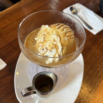 Manny's Barzzeria - Another supreme dessert - Pizza Near Me - Isleton, California