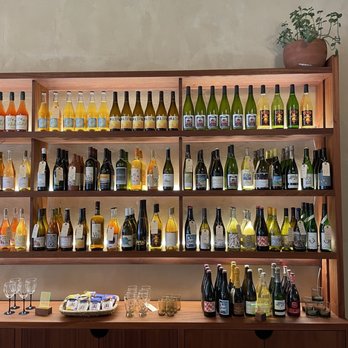 Souvenir Bottle Shop - 10/10 presentation - Beer, Wine & Spirits Near Me - San Anselmo, California