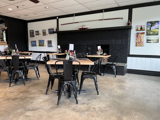 The Nor'Easter Pound & Market by null