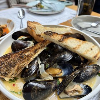 Sixty Vines - Pan Roasted Mussels - New American Near Me - Plano, Texas