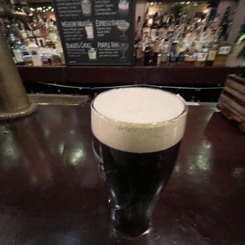 Maggie's Place - Guiness - Bars Near Me - New York, New York