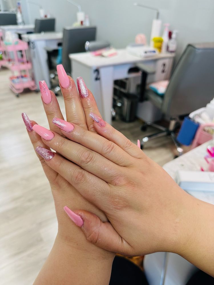 369 NAIL & SPA 67 Photos & 17 Reviews 2014 S Goliad St, Rockwall