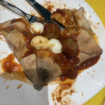 Illumination’s Minion Cafe - This is my daughter's meatball pizza, which she didn't eat. I had already tossed mine. - New American Near Me - Orlando, Florida
