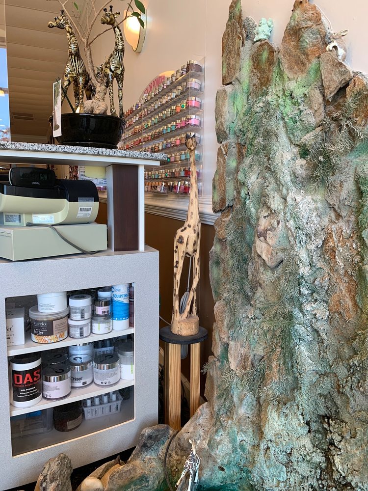 LEE SPA NAILS Updated October 2024 32 Photos & 55 Reviews 130