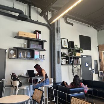 Dento Piano Cafe and Bar - Cafes Near Me - San Francisco, California