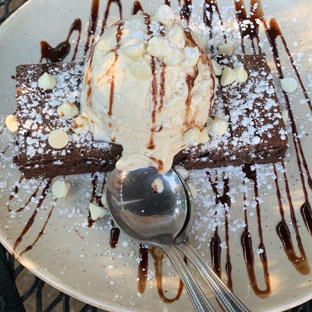 Venice Kitchen - Brownie - Pizza Near Me - Memphis, Tennessee Venice Kitchen - Brownie - Pizza Near Me - Memphis, Tennessee