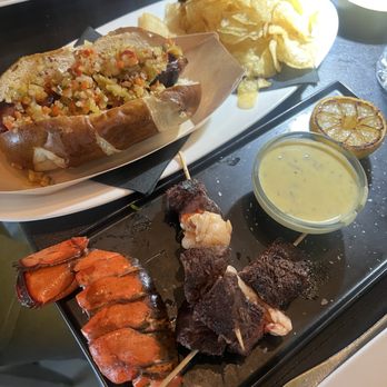 Del Frisco's Double Eagle Steakhouse - Wagyu hot dog & skewers - Steakhouses Near Me - Washington, DC, District of Columbia