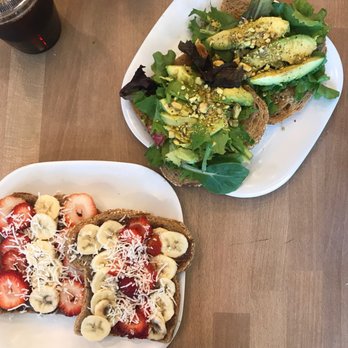 Grace Coffee Roasters - Avocado Toast and Banana Strawberry Hazelnut Toast - Coffee Roasteries Near Me - Sacramento, California Grace Coffee Roasters - Avocado Toast and Banana Strawberry Hazelnut Toast - Coffee Roasteries Near Me - Sacramento, California