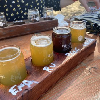 Parleaux Beer Lab - Beer flight - Breweries Near Me - New Orleans, Louisiana Parleaux Beer Lab - Beer flight - Breweries Near Me - New Orleans, Louisiana