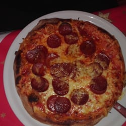 La Piazza - Pizza Salame peperoni