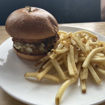 Briar Common Brewery + Eatery - Fried Chicken Sandwich - New American Near Me - Denver, Colorado Briar Common Brewery + Eatery - Fried Chicken Sandwich - New American Near Me - Denver, Colorado
