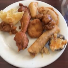 A quick kind of blurry photo of some of the classic foods I was itching to try out. A quick kind of blurry photo of some of the classic foods I was itching to try out.