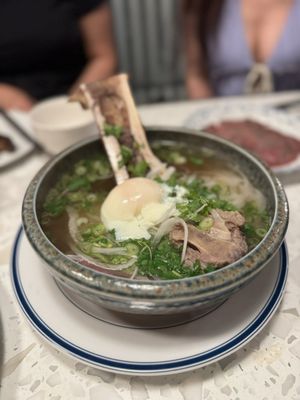 The Lunch Lady of Saigon by null